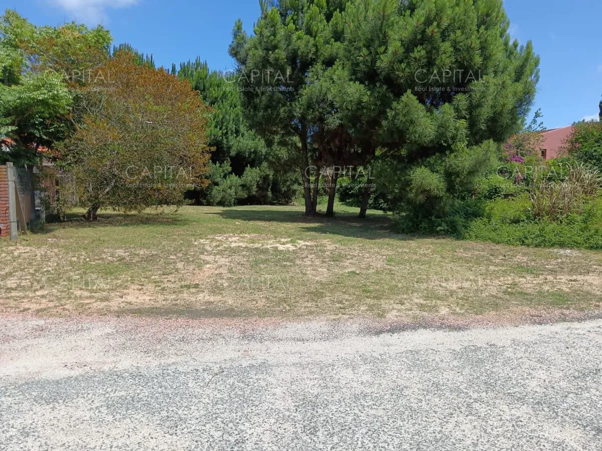 Lote en barrio privado La Residence en venta