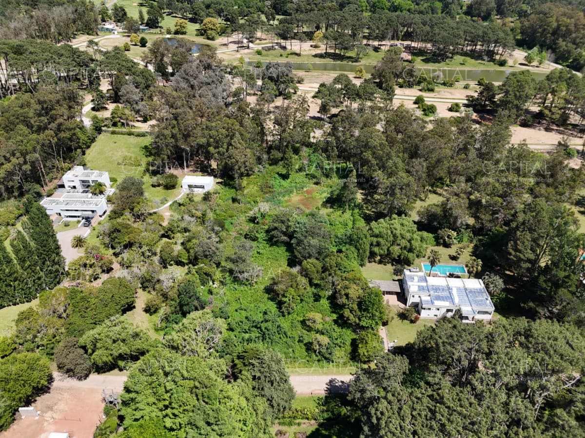 Terreno en Venta en Punta del Este Golf Beverly Hills Lindero a Aura Punta del Este
