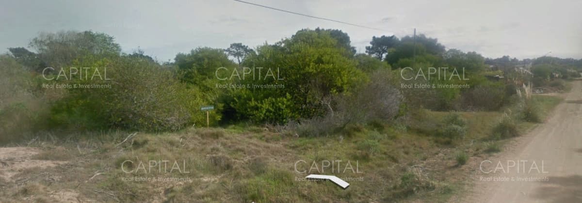 1350 m2 balneario Bueno Aires
