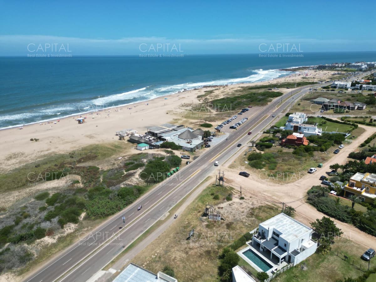 Oportunidad en Venta Terreno frente al Mar en La Barra