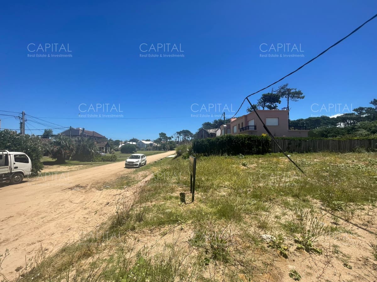 Excelente terreno en venta en Montoya a 1 cuadra del mar