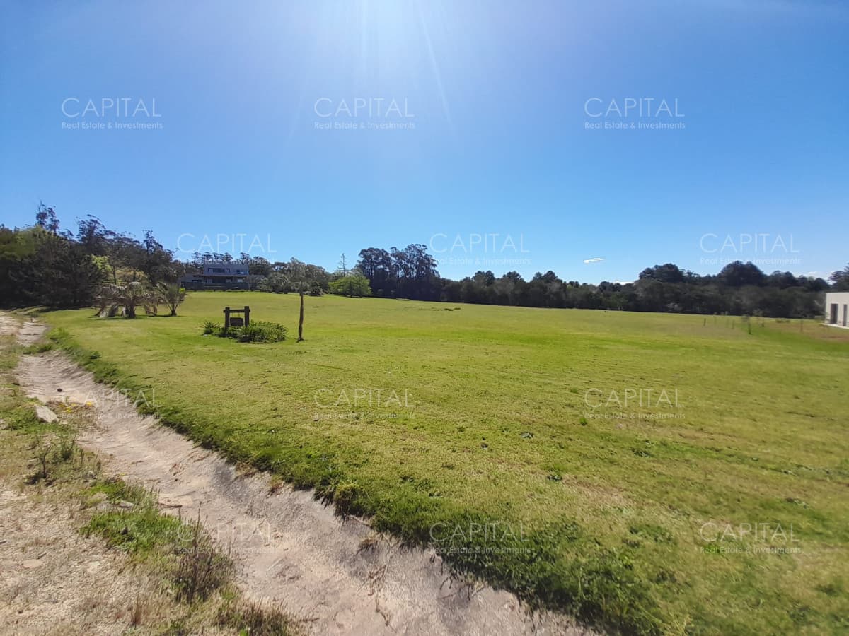 Venta de terreno en barrio privado, Manantiales