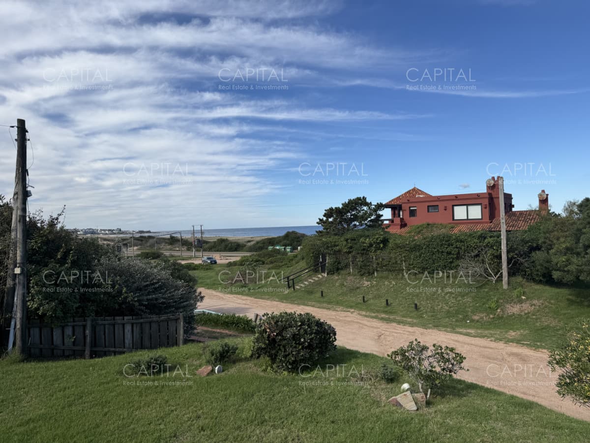 Excelente terreno en venta en Montoya a 1 cuadra del mar