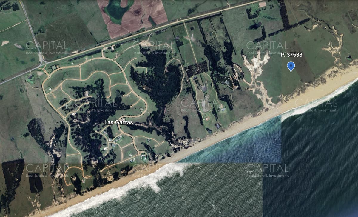 Terreno en venta a metros de Las Garzas, con vista al mar y entorno único