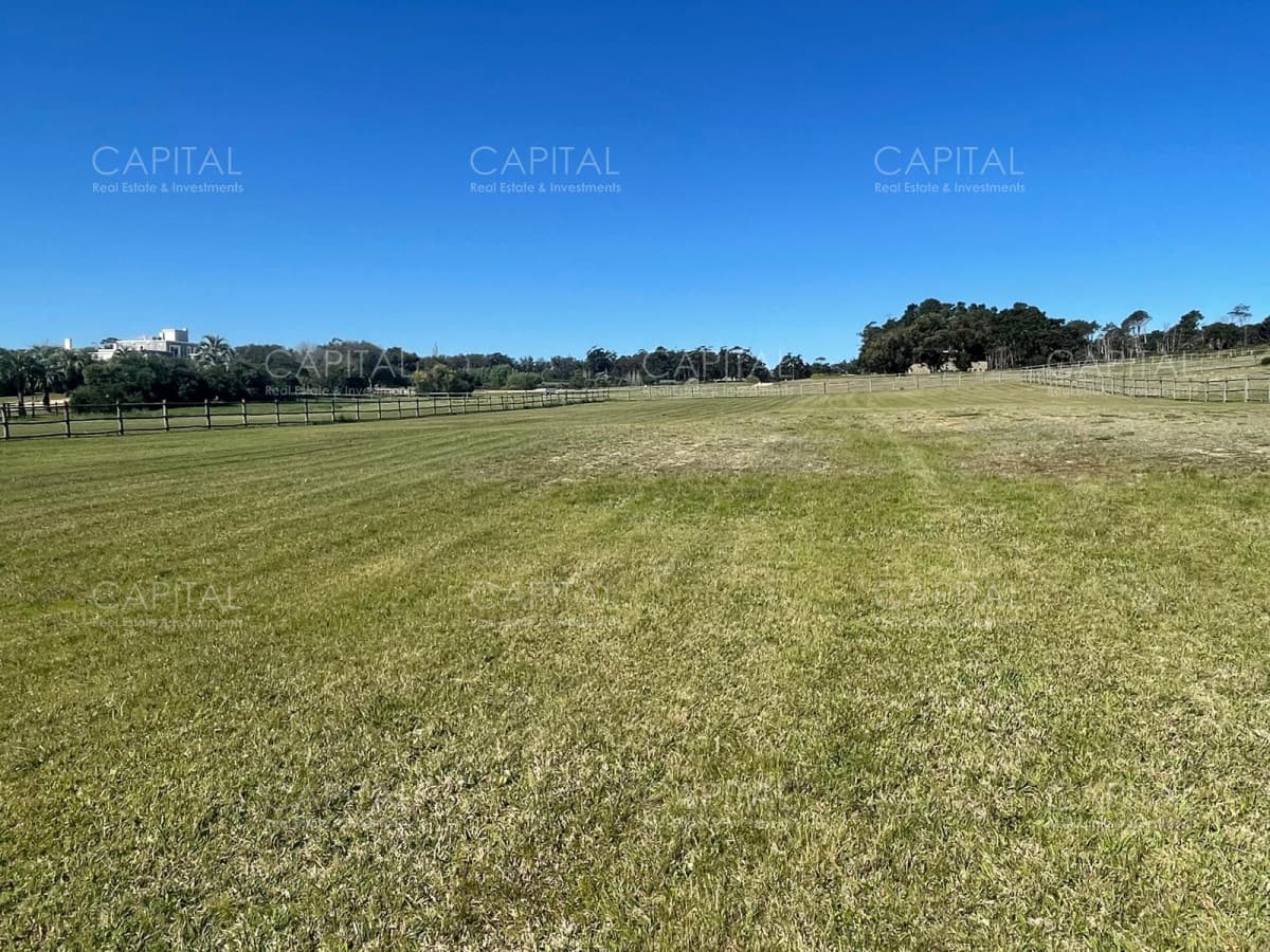 Terreno en venta en exclusivo barrio privado Laguna Estate Manantiales