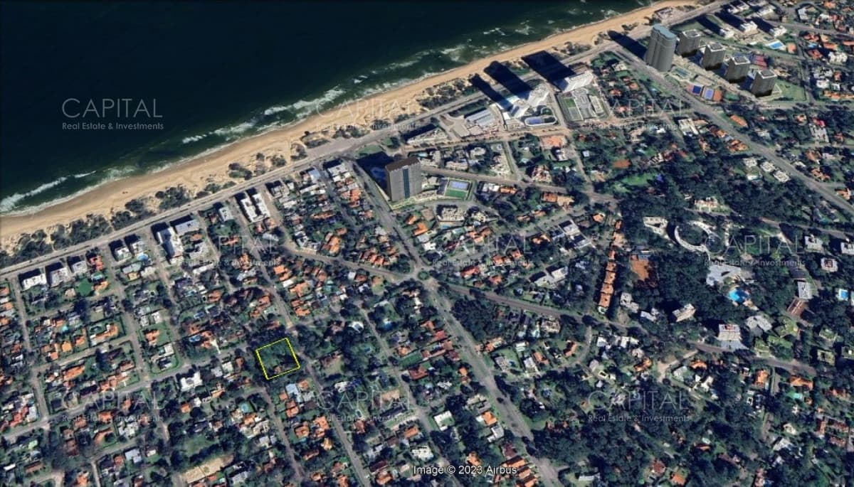 Lote en Playa Mansa en Venta