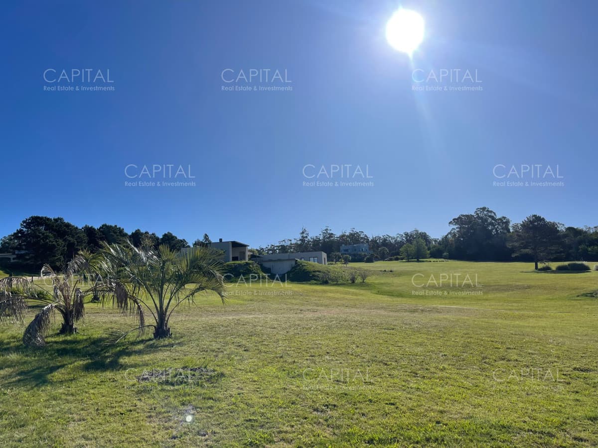 Venta de terreno en barrio privado, Manantiales