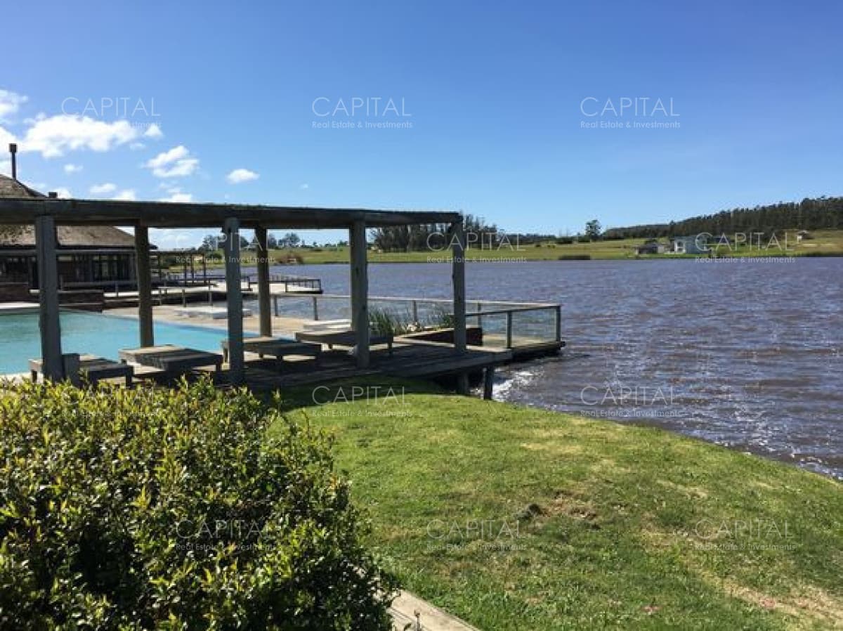 Terreno en venta de 4000 mts en Pueblo Mio ruta 104 Manantiales