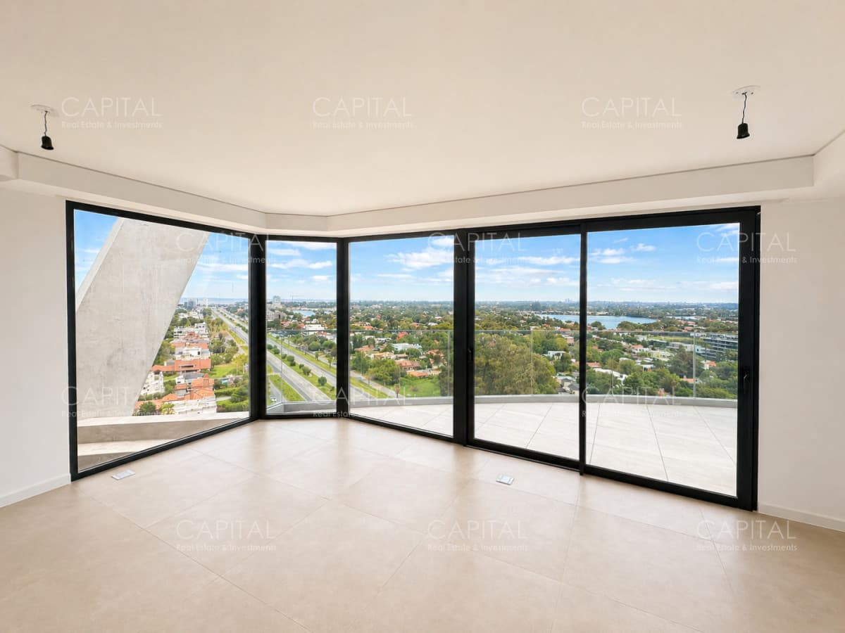 Penthouse en Carrasco | Piscina privada, solárium y doble parrillero