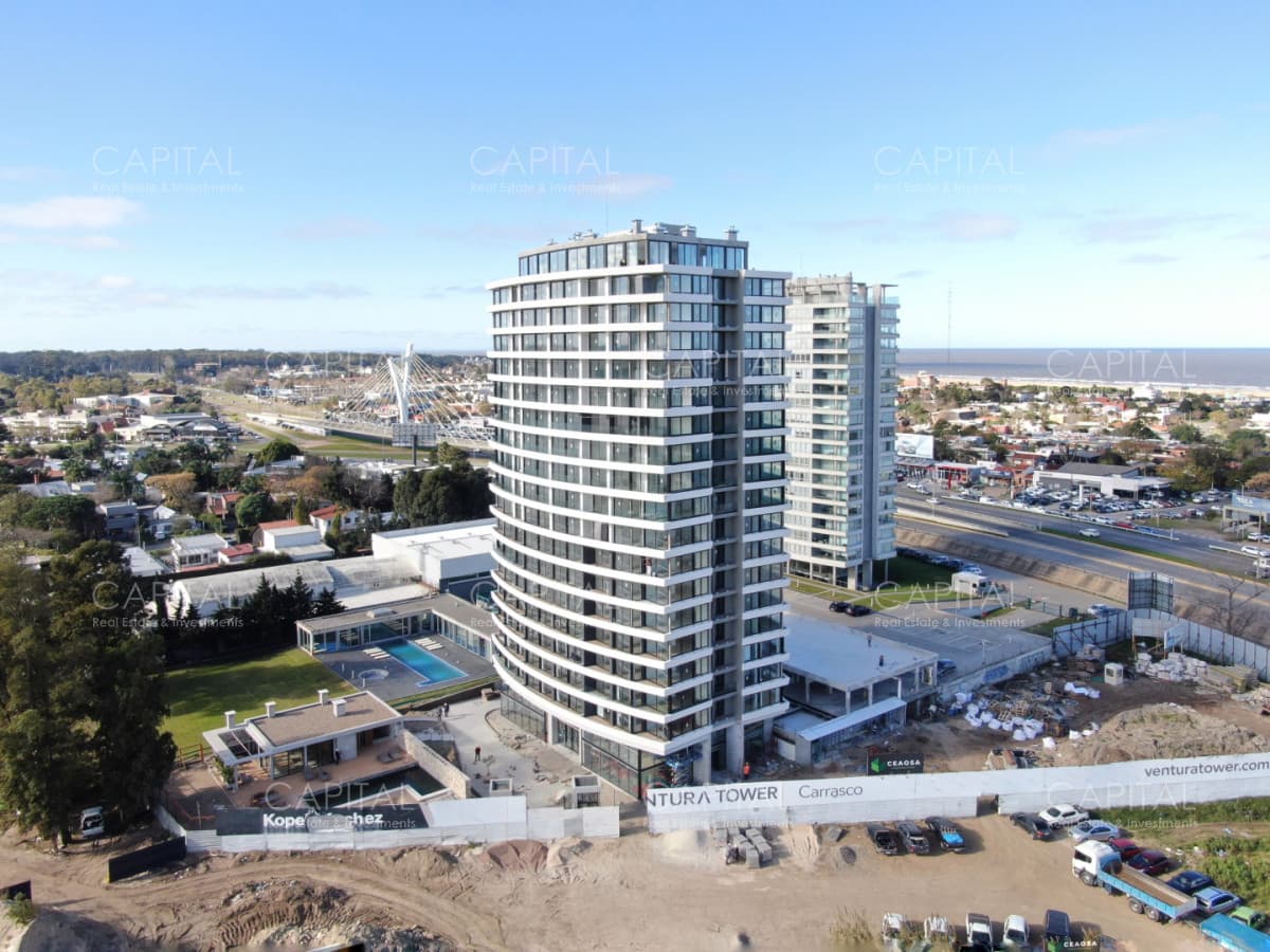 Apartamento 3 Dormitorios Ventura Tower Carrasco