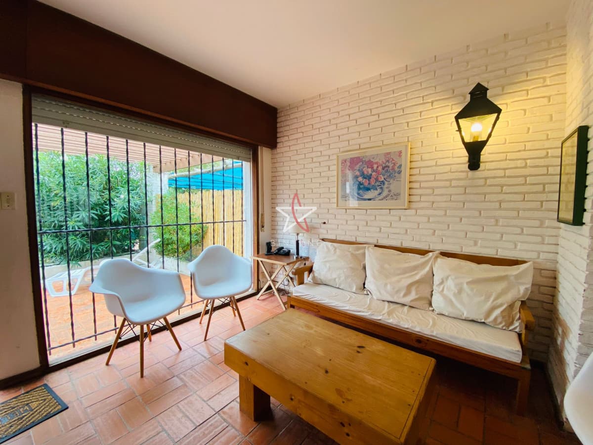 Casa en Venta a metros de La Posta de Tres Dormitorios - Bintang Propiedades