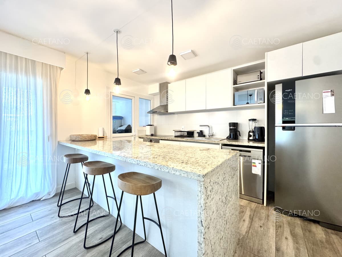 Espectacular Apartamento Duplex de Tres dormitorios en Venta en Barrio Golf