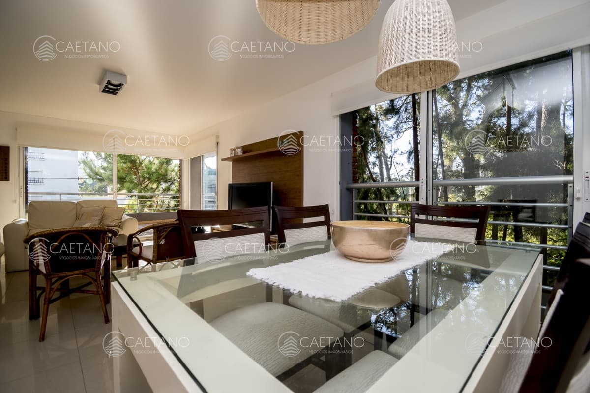 Amplio y luminoso apartamento de 2 dormitorios en Aidy Grill Venta y Alquiler