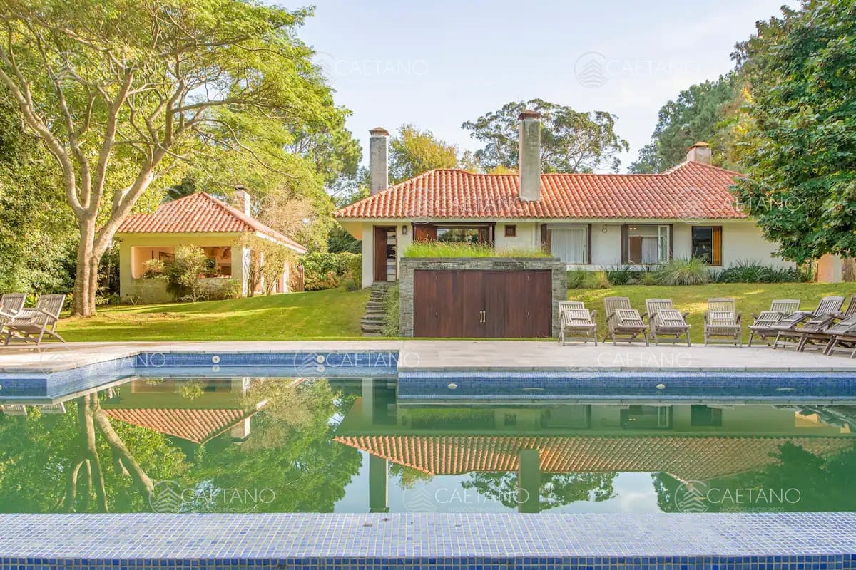 Venta casa 6 dormitorios, Rincón del Indio. Punta del Este