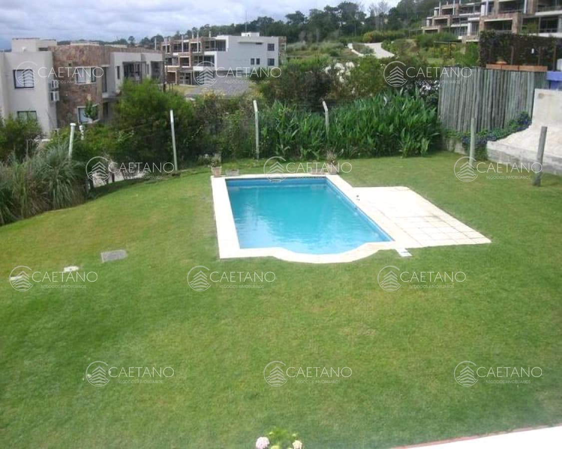 Punta Ballena Casa en Venta Cuatro Dormitorios