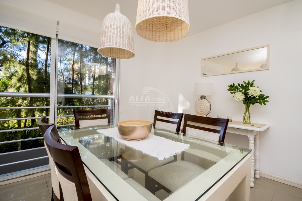 Amplio y luminoso apartamento de 2 dormitorios en Aidy Grill Venta y Alquiler