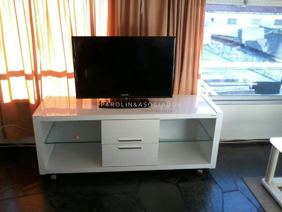 Apartamento en Venta, Península. Oportunidad!!