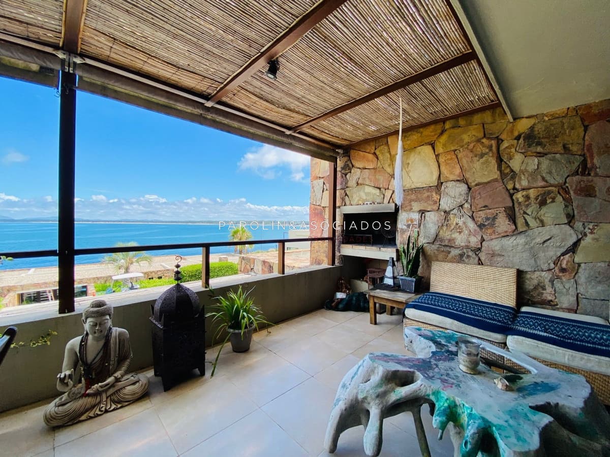 Apartamento en venta de 2 dormitorios en Quartier Punta Ballena, Punta del Este.