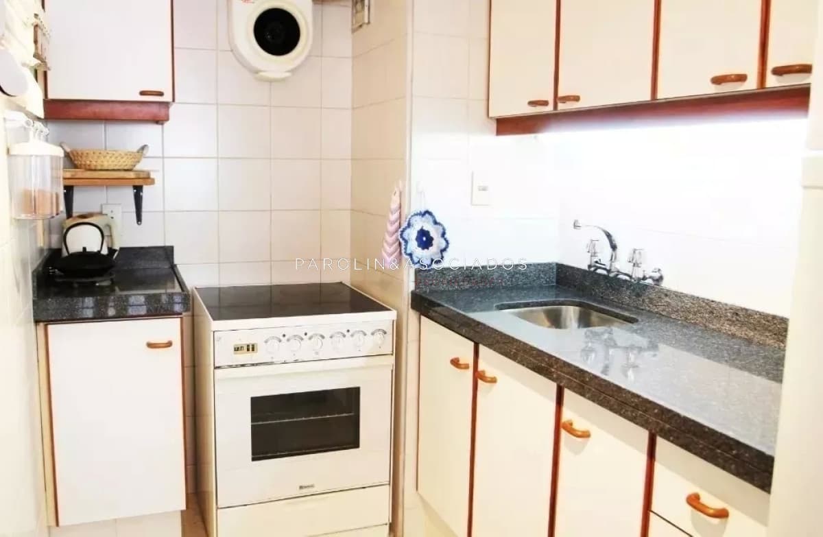 Apartamento de un dormitorio y medio en Venta en Punta del Este