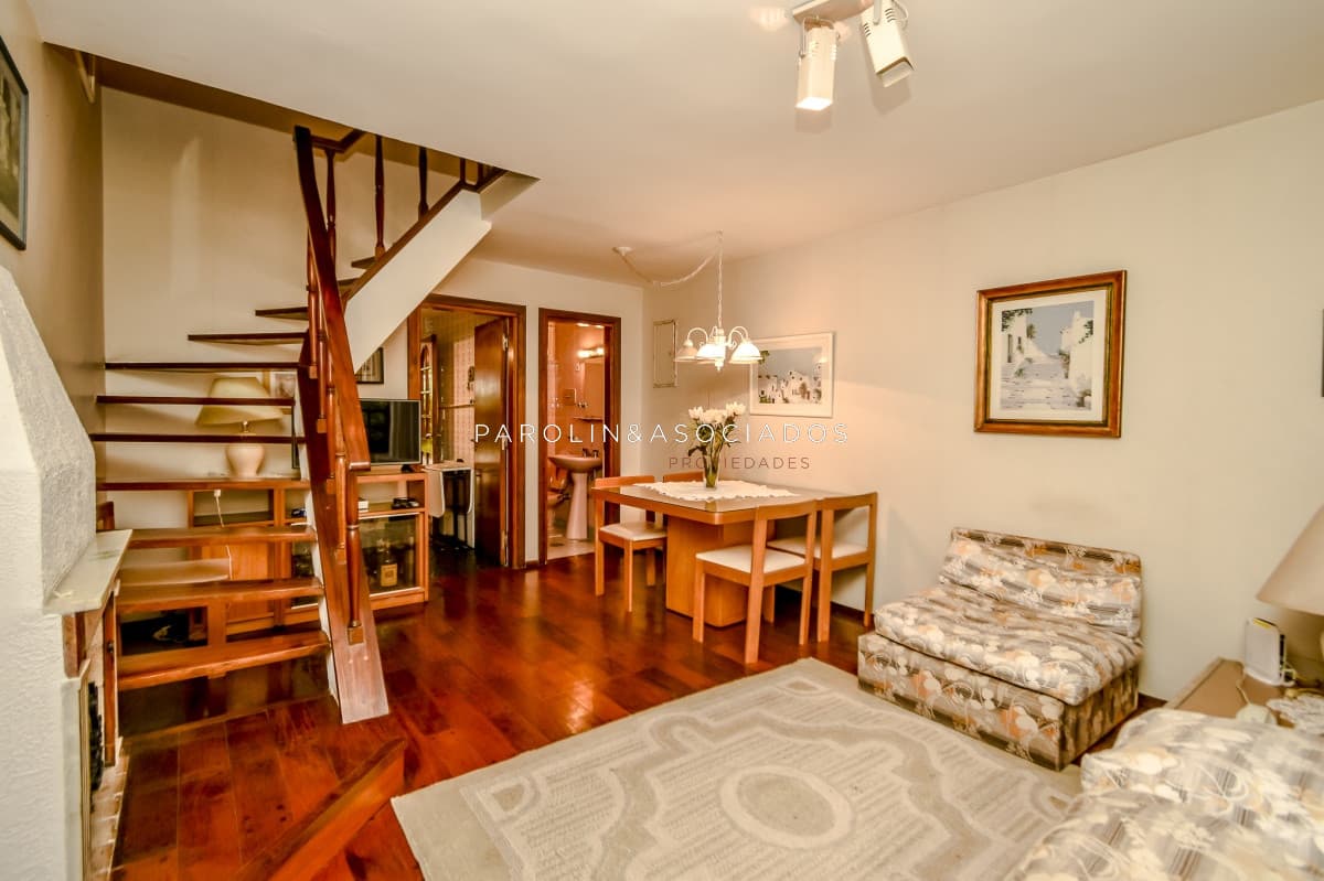 Apartamento de 3 dormitorios en venta en Mansa, Punta del Este.