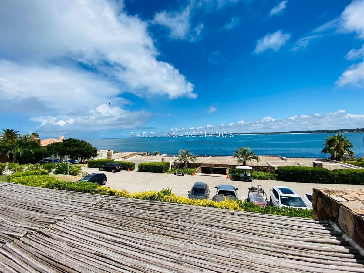 Apartamento en venta de 2 dormitorios en Quartier Punta Ballena, Punta del Este.