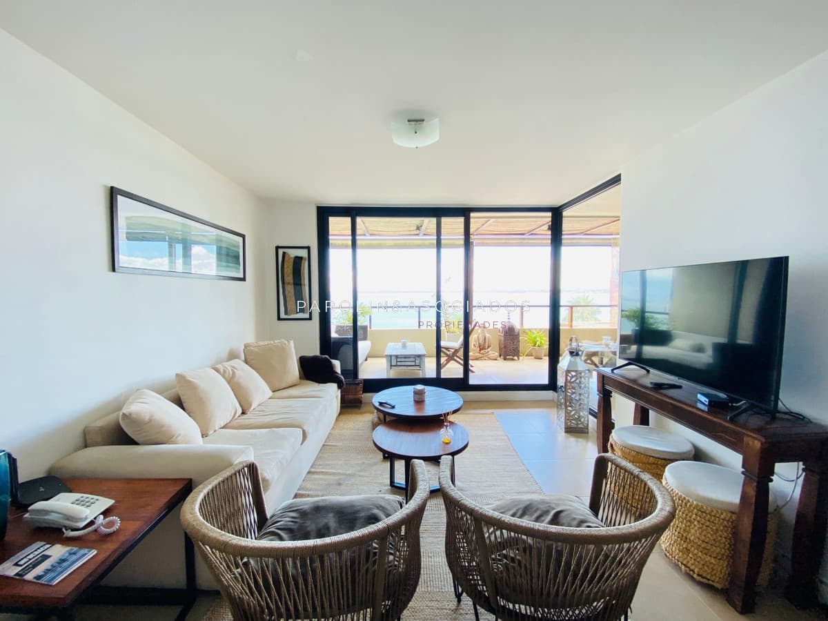 Apartamento en venta de 2 dormitorios en Quartier Punta Ballena, Punta del Este.