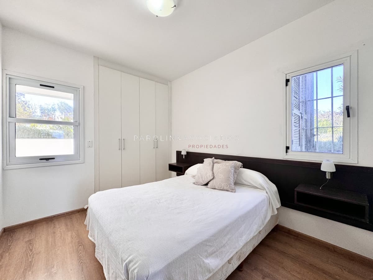 Apartamento en venta 1 dormitorio frente al Mar, Punta del Este.