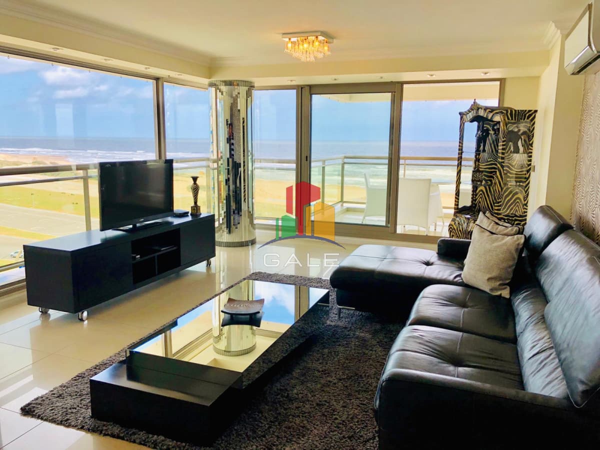 Gale Propiedades & Escribanía Apartamento ID.1874 - Apartamento en Imperiale Cuatro Dormitorios Punta del Este