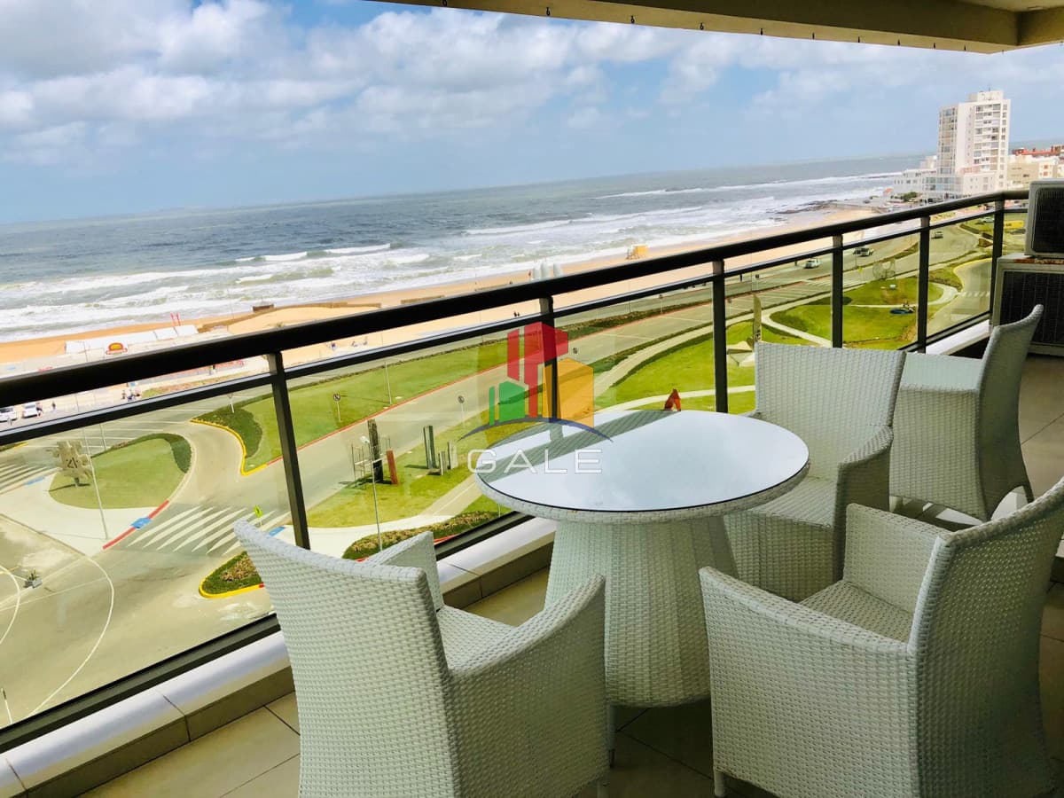 Gale Propiedades & Escribanía Apartamento ID.1874 - Apartamento en Imperiale Cuatro Dormitorios Punta del Este