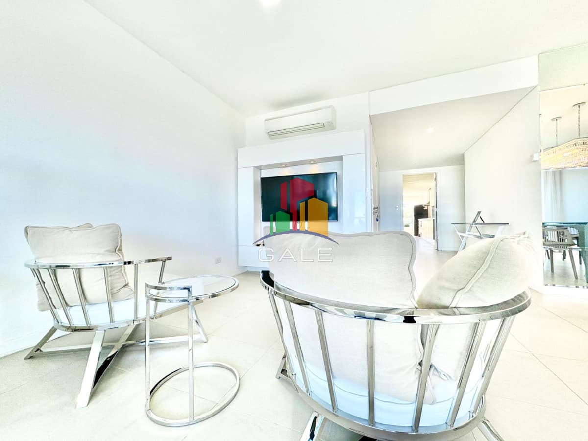 OPORTUNIDAD EN LE PARC PUNTA DEL ESTE DE TRES DORMITORIOS Y DEPENDENCIA DE SERVICIO EN VENTA  -