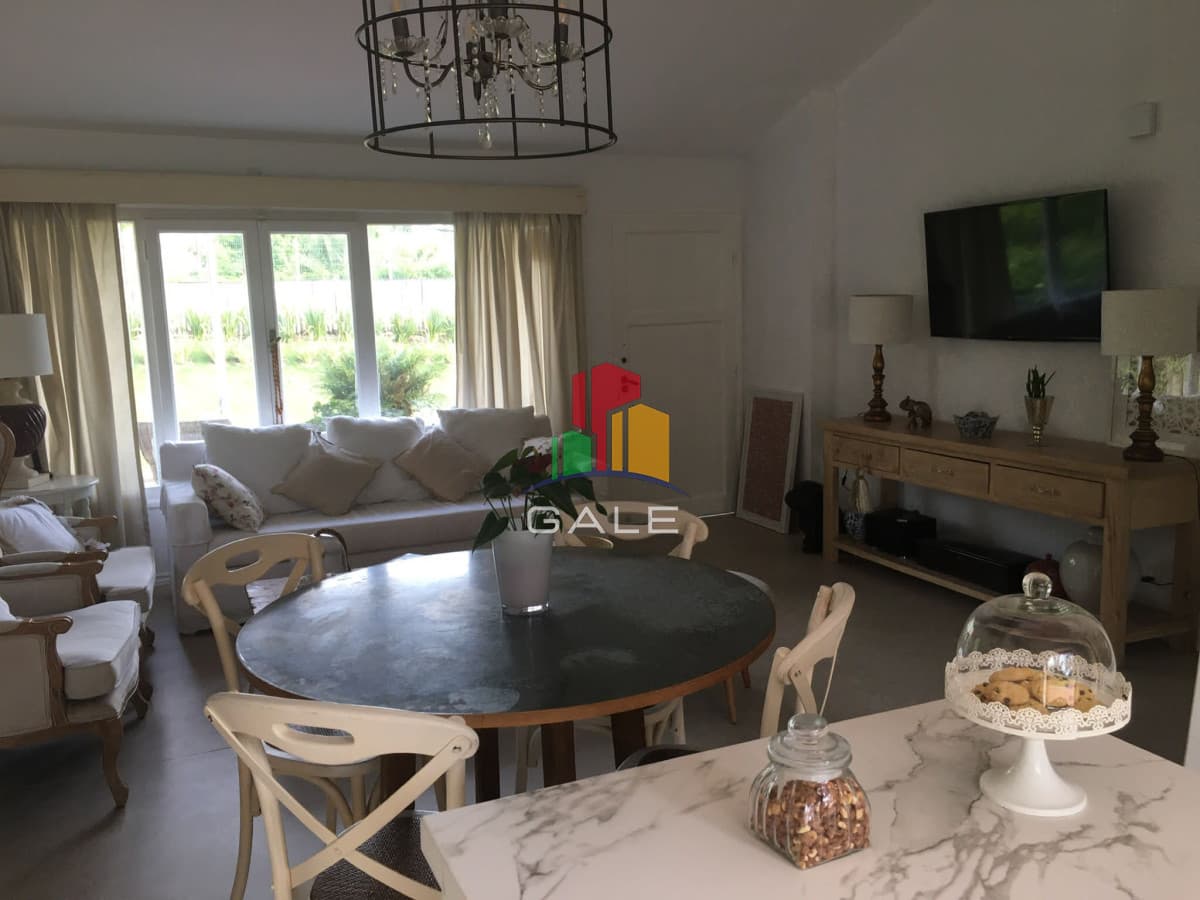Alquiler de casa en mansa   -