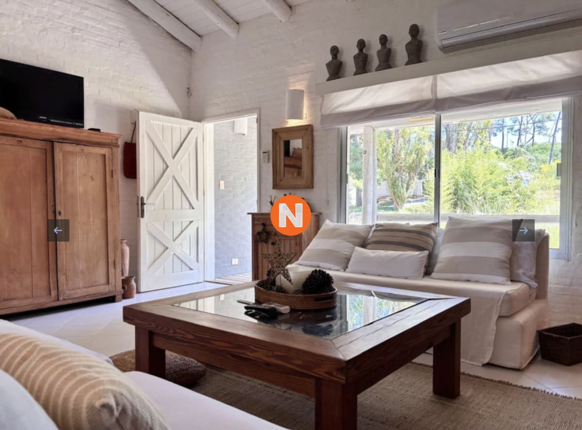 Venta casa tres dormitorios Montoya Punta del Este