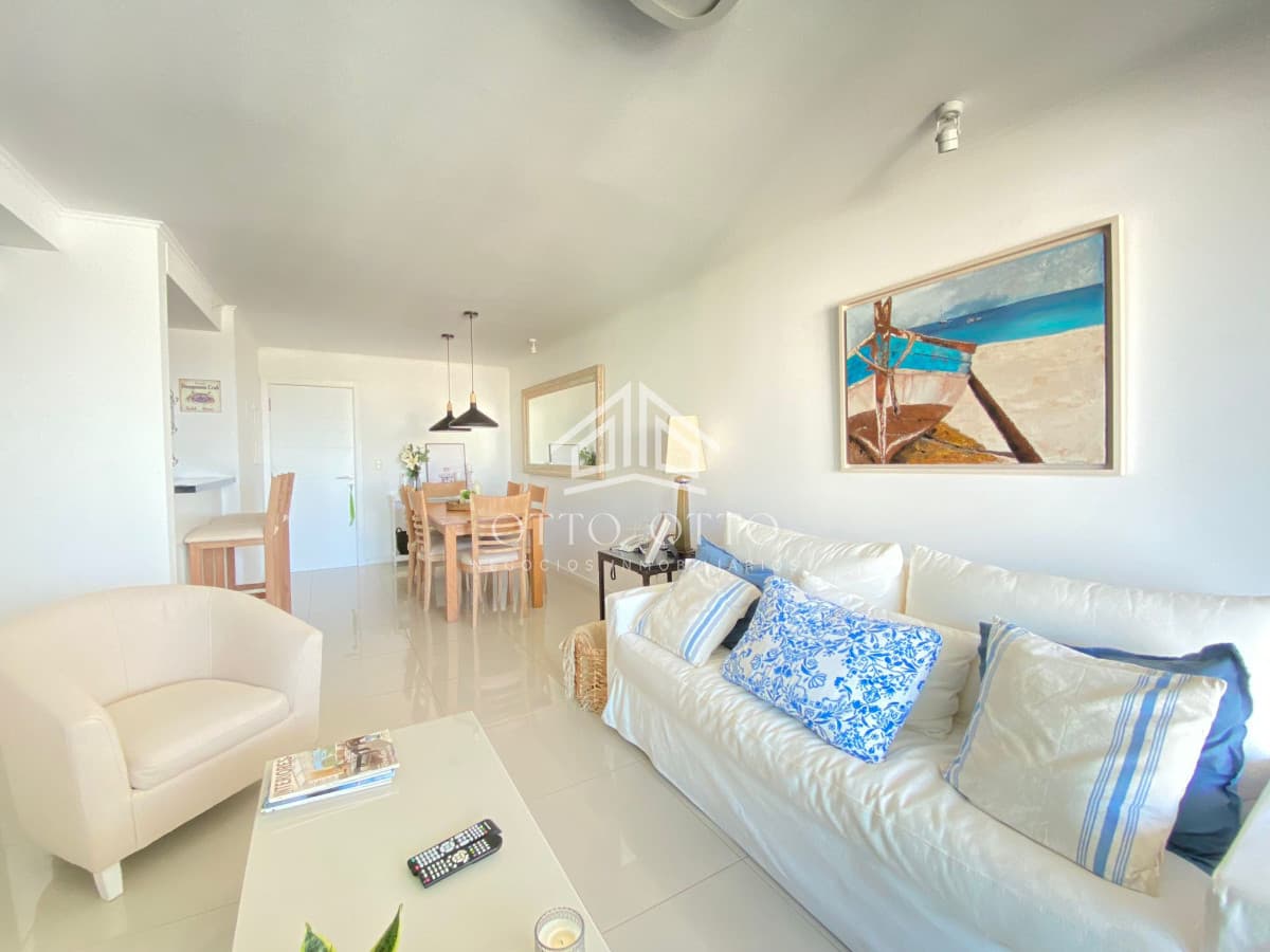 Apartamento en Venta en Wind Tower Dos Dormitorios y Dos Baños