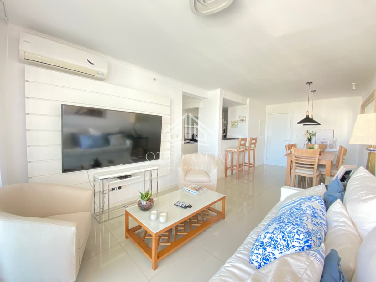 Apartamento en Venta en Wind Tower Dos Dormitorios y Dos Baños