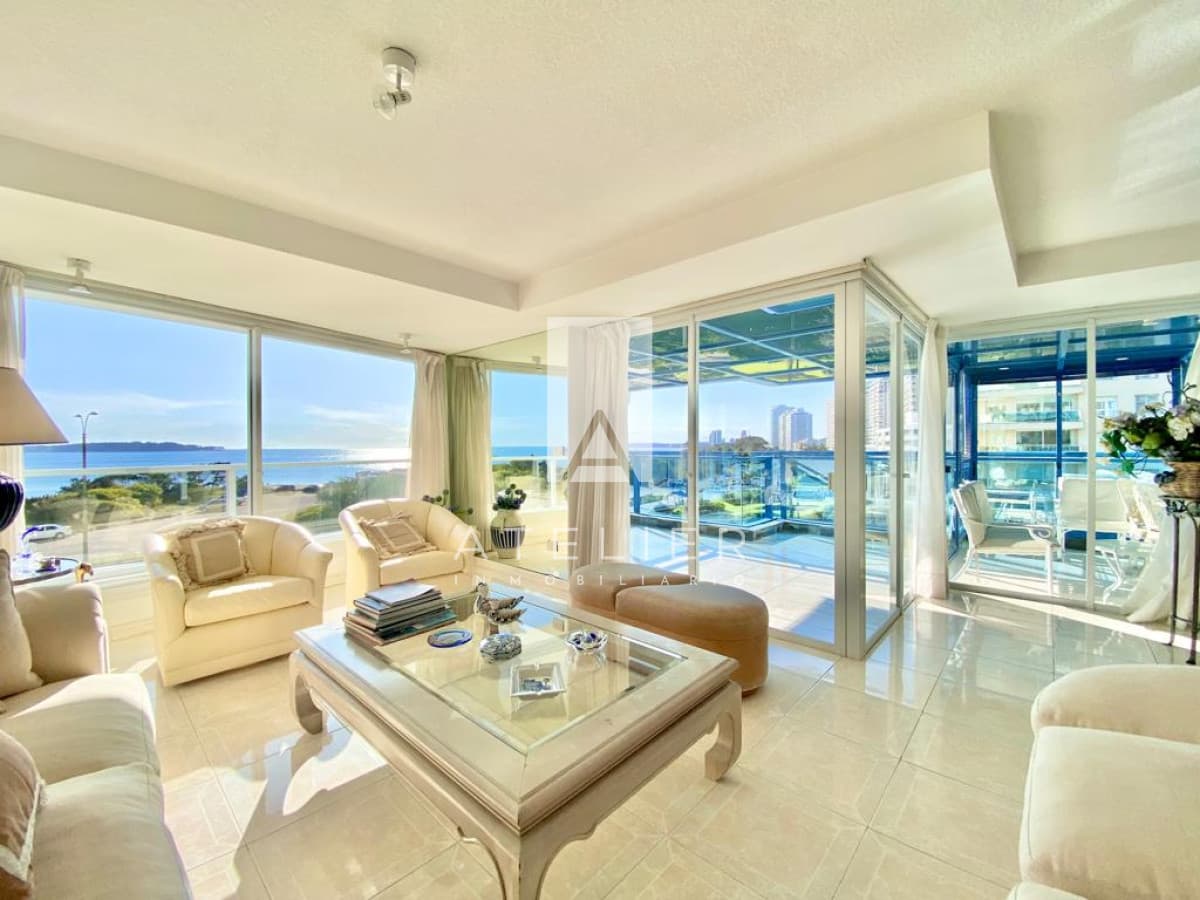 Venta de apartamento 3 dormitorios, Beverly Tower Punta del Este