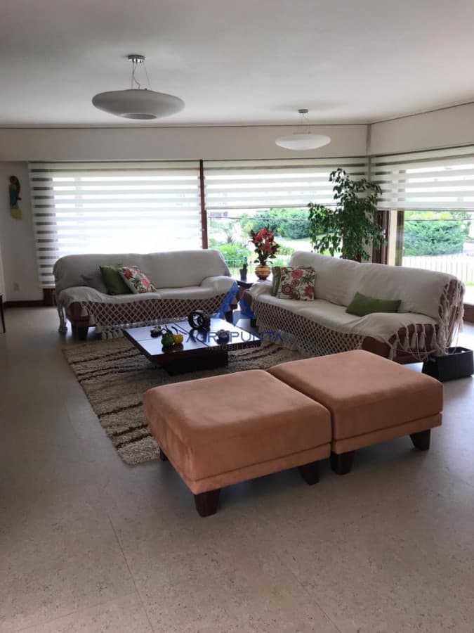 Excelente casa en venta y alquiler - Playa Mansa