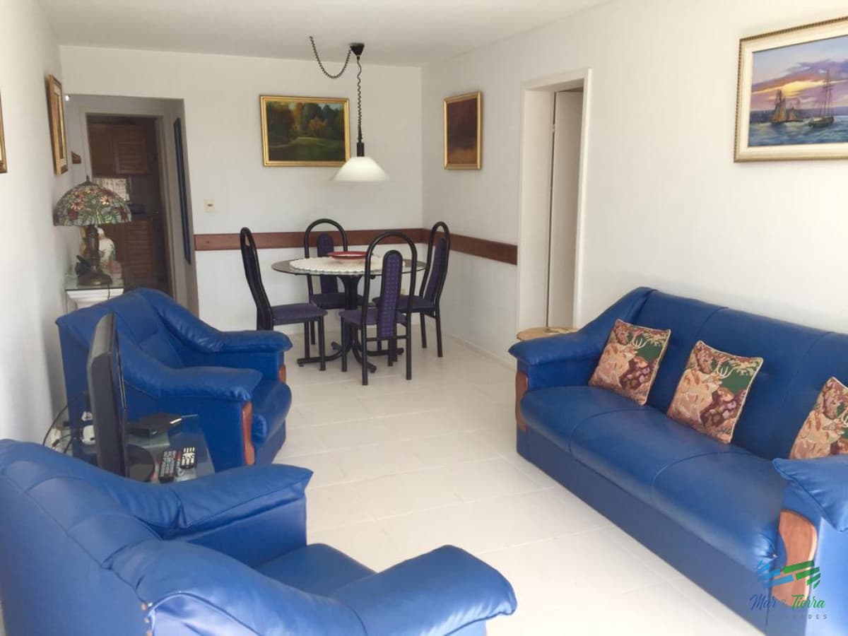Apartamento en Brava, 2 dormitorios *