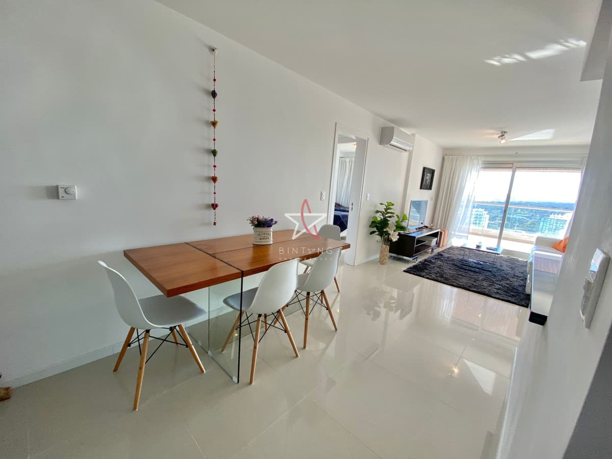 ALQUILER TEMPORARIO DE APARTAMENTO DE 2 DORMITORIOS EN ICON BRAVA - Bintang Propiedades