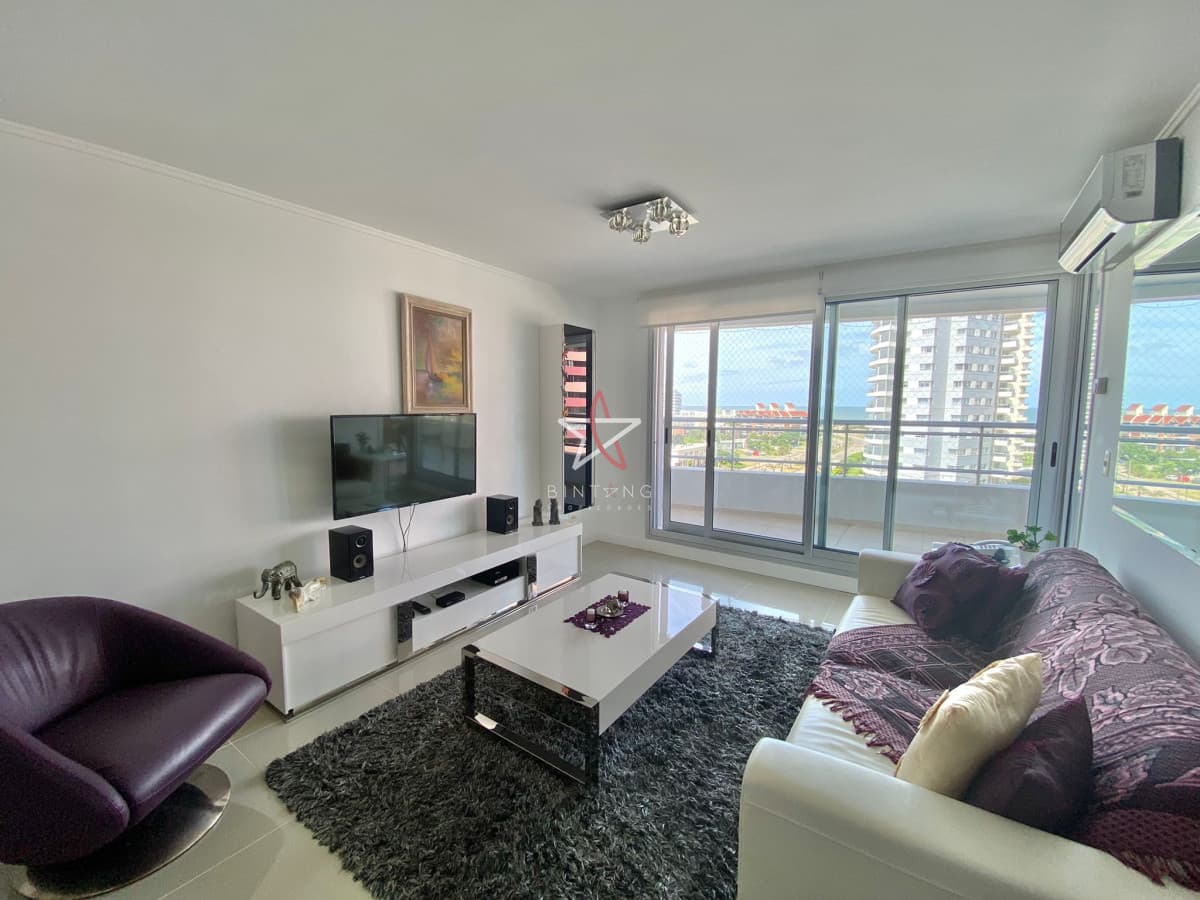 ALQUILER TEMPORARIO DE APARTAMENTO DE 2 DORMITORIOS EN FOREST TOWER II - Bintang Propiedades