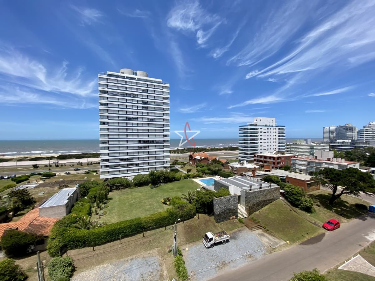 Excelente apto totalmente equipado con vista  a la brava  - Bintang Propiedades