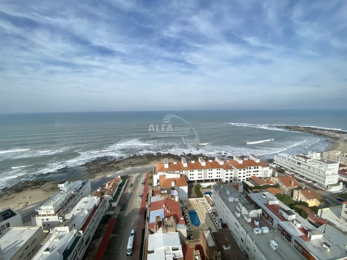 Apartamento en venta en Punta del Este-Playa Brava