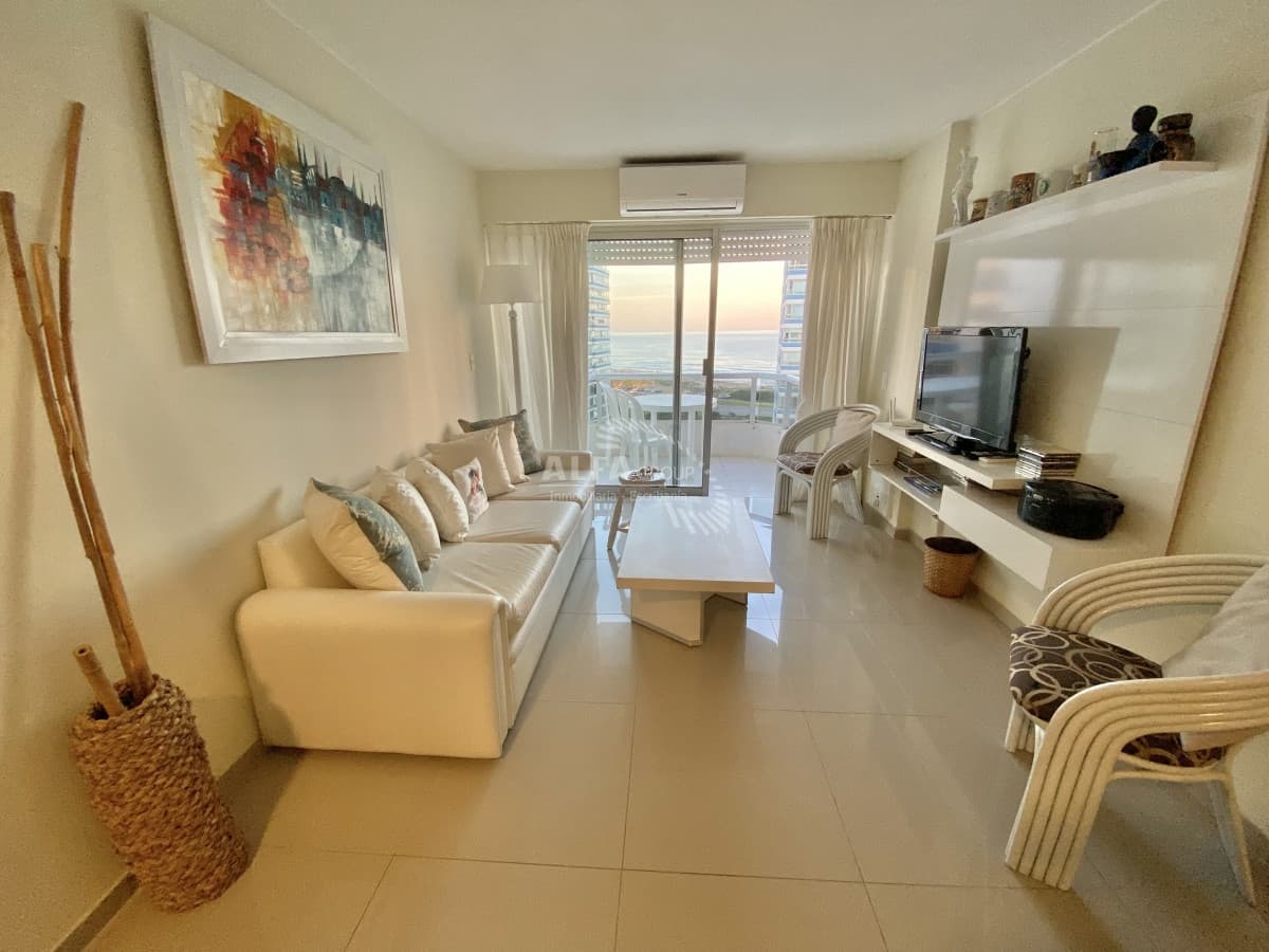 Apartamento en alquiler, zona brava, Punta del Este