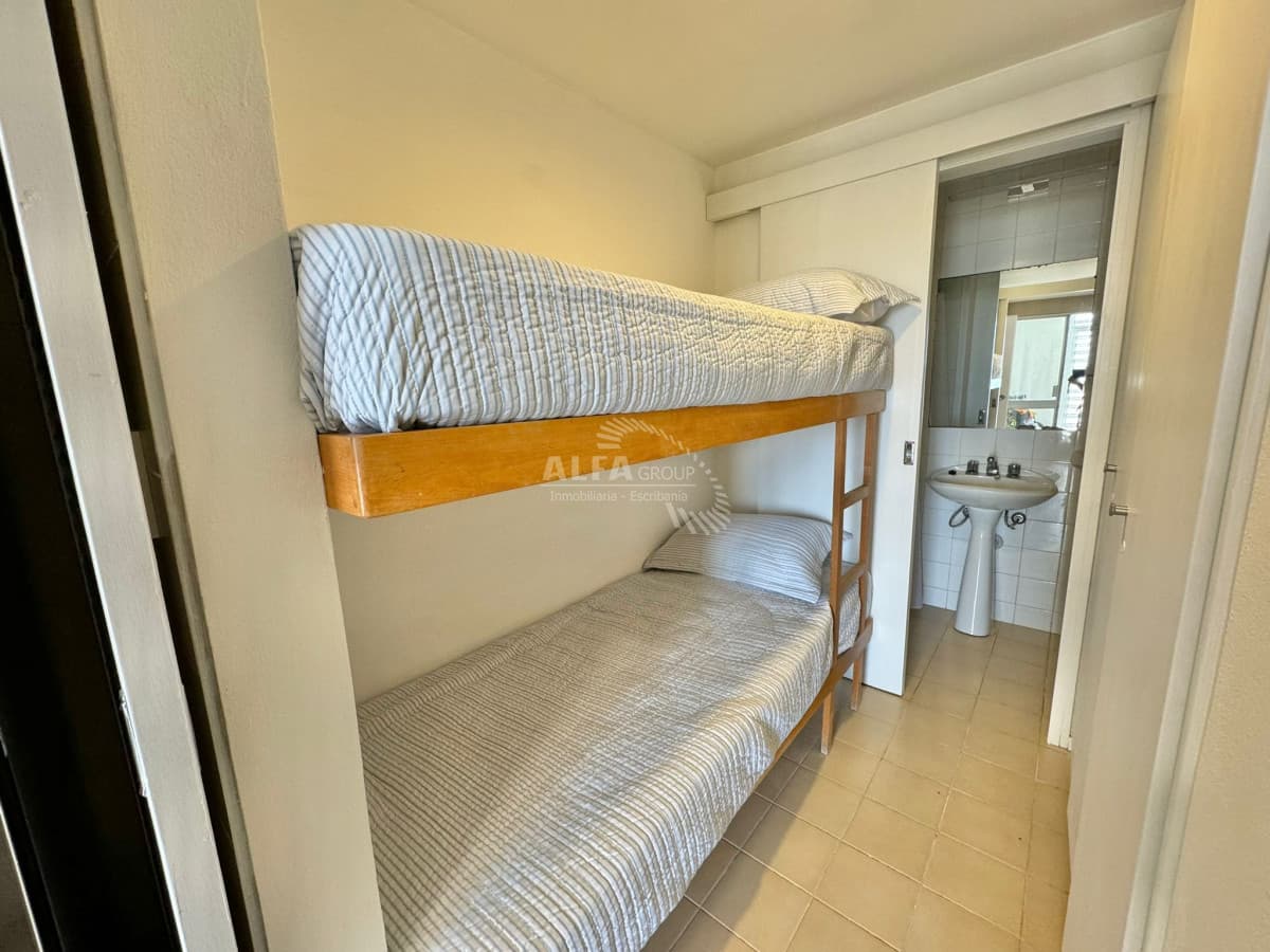 Aparatemento en venta en la Brava a  100 metros del mar