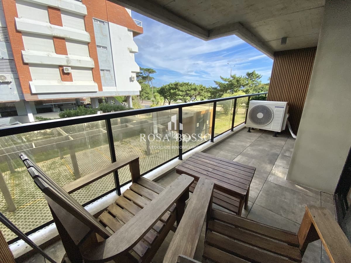 VENTA APARTAMENTO 1 DORMITORIO EDIFICIO MANSA INN BEACH