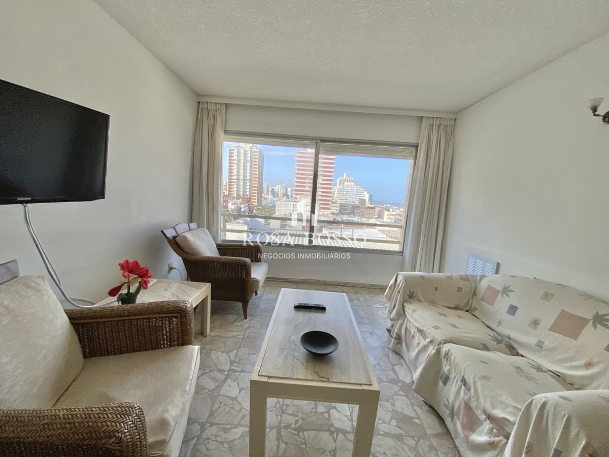 VENTA DE APARTAMENTO DE 1 DORMITORIO Y MEDIO EN PENINSULA PUNTA DEL ESTE
