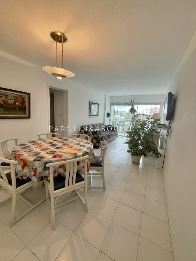 MUY LINDO DEPARTAMENTO EN VENTA DE 2 DORMITORIOS EN BRAVA PUNTA DEL ESTE