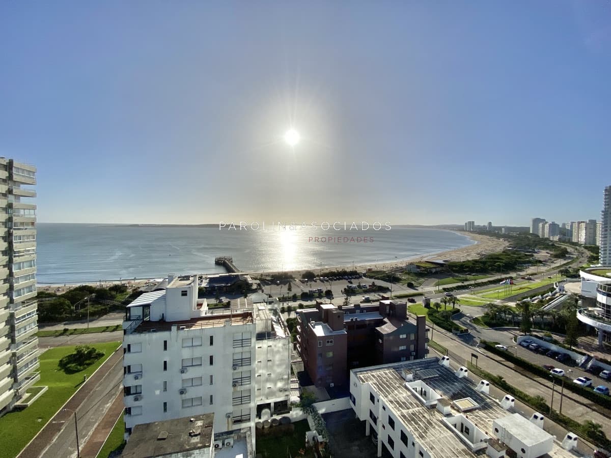 Apartamento en venta en torre Alexander Boulevard, Punta del Este