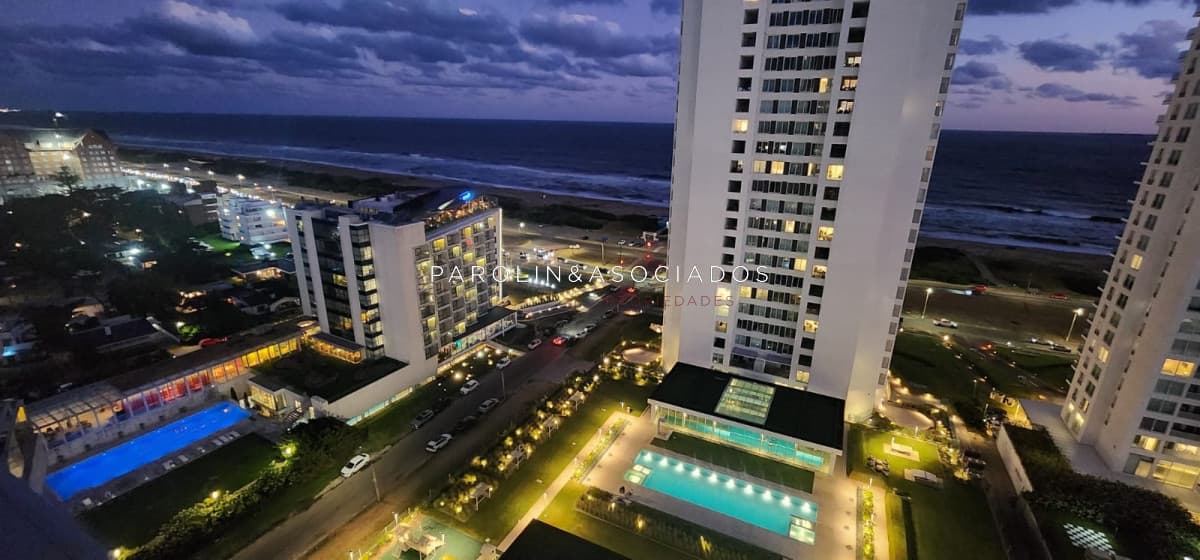Apartamento en venta 2 dormitorio en Look Brava, Punta del Este.