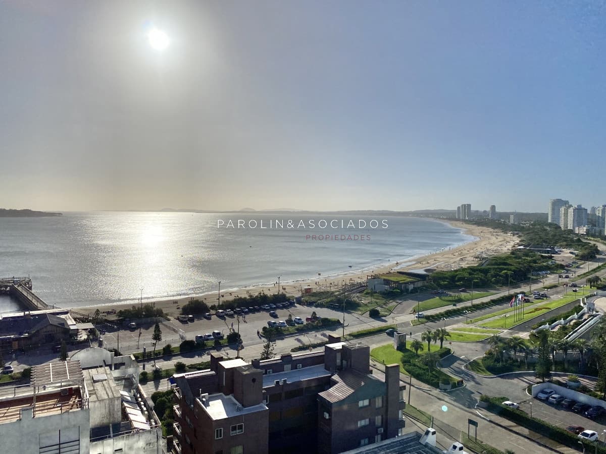 Apartamento en venta en torre Alexander Boulevard, Punta del Este