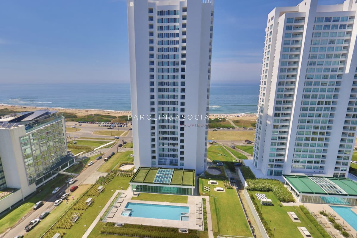 Apartamento en venta 2 dormitorio en Look Brava, Punta del Este.